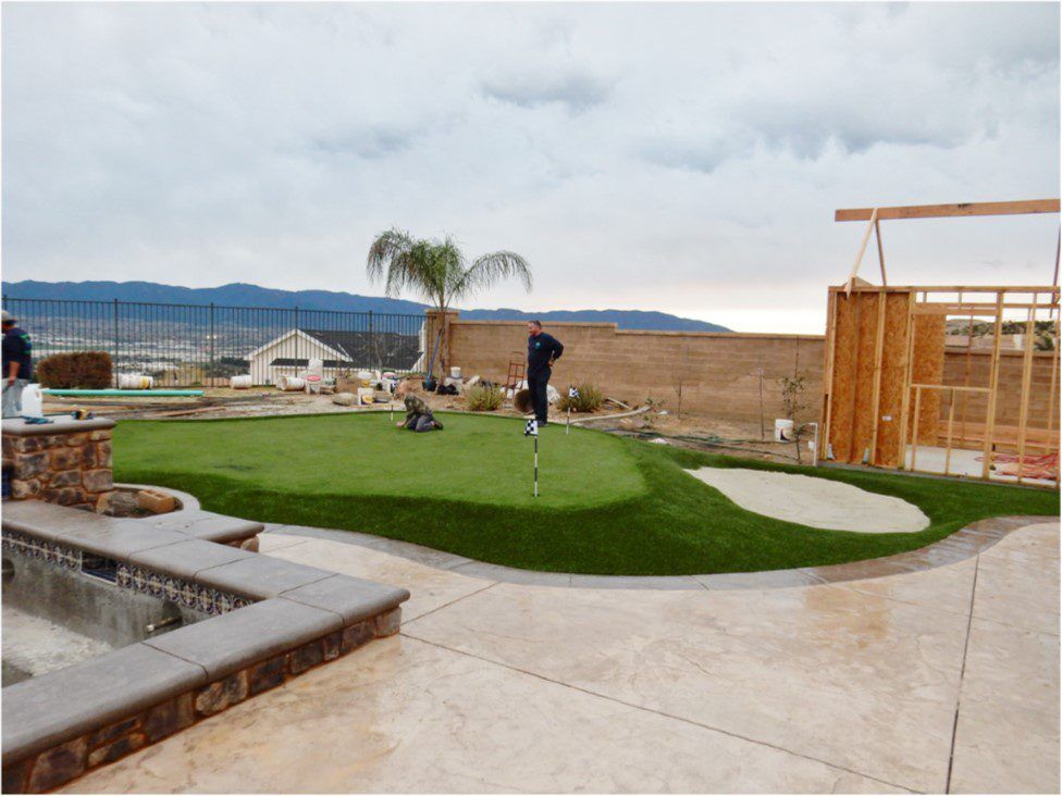 Artificial Grass Putting Greens | Bring Golf excitement to your home Irvine