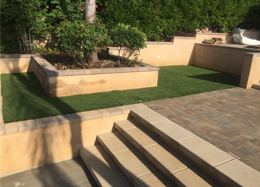 Pavers, Concrete & Turf Landscapes for Patios, Pool Decks & more Irvine