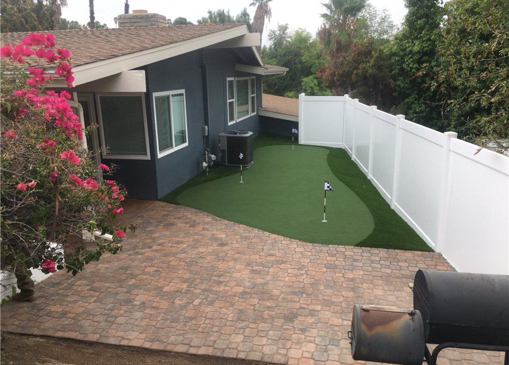 Pavers, Concrete & Turf Landscapes for Patios, Pool Decks & more Irvine